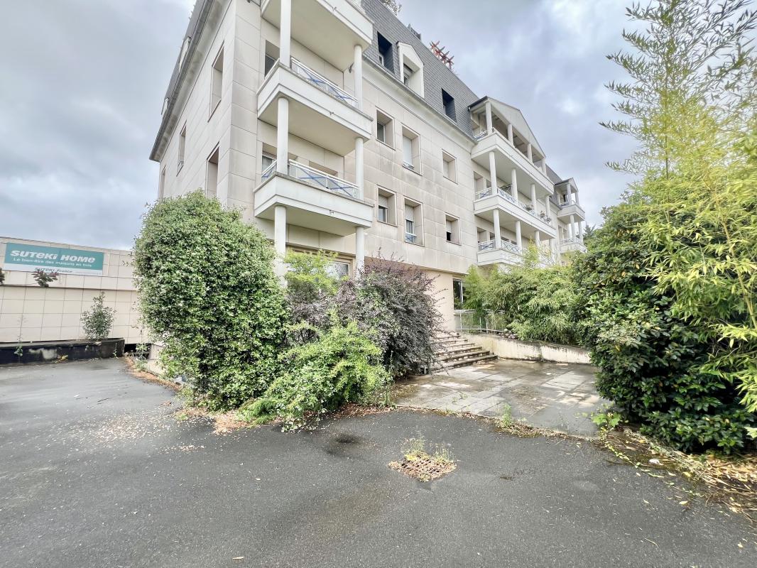 PMR, BELLE HSP / ACCES INDEPENDANT / PARKING