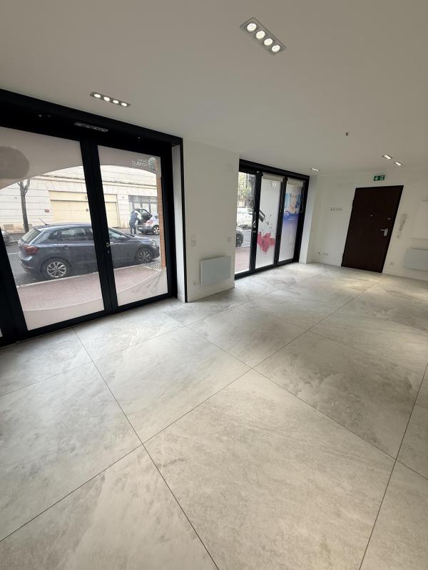 Fonds de commerce à vendre - Issy-Les-Moulineaux (92130) - 295 000 €