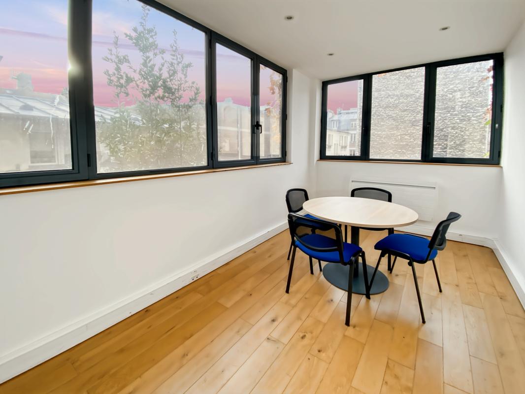 Calme et lumineux - Façade végétalisée - 75012 PARIS