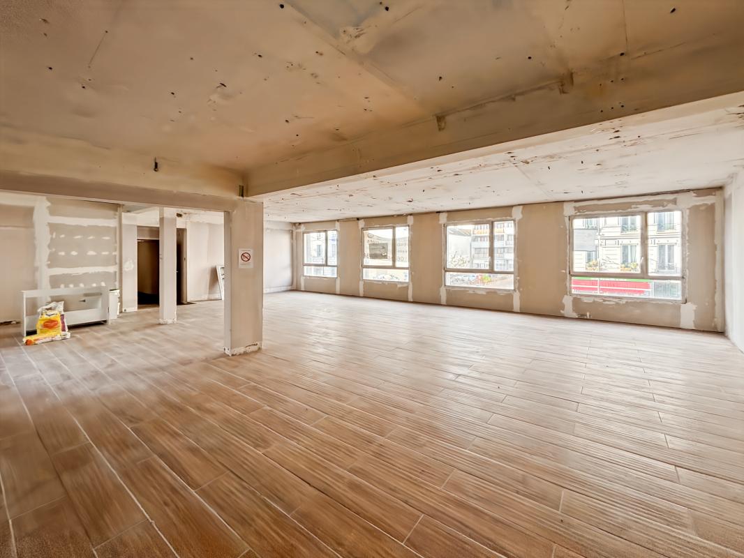 M° Marx Dormoy, bureau brut entière cloisonnable