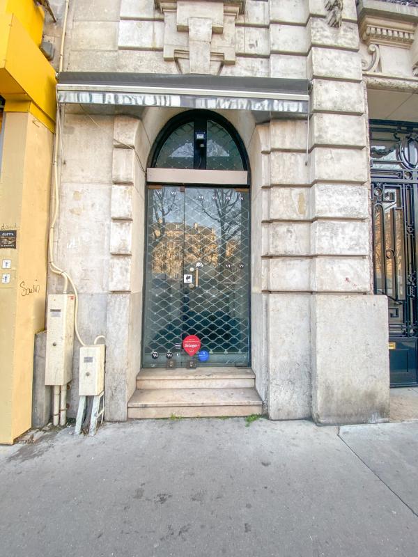 Fonds de commerce à vendre - Paris 11 (75011) - 130 000 €