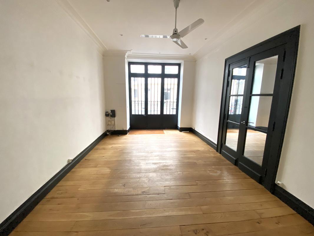 A louer bureaux avec du cachet rue de rennes