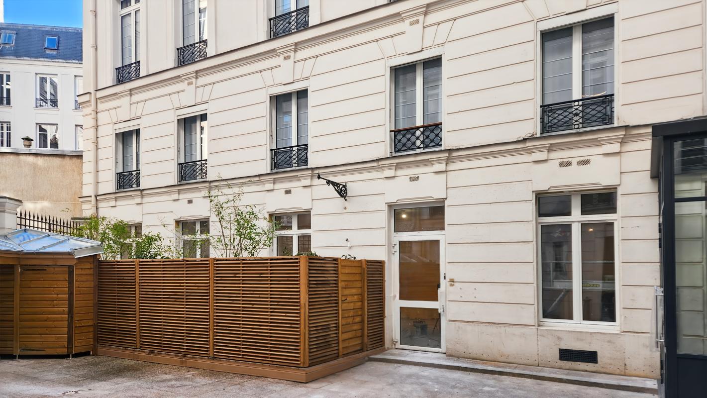 RDC à louer sur la prestigieuse avenue de Messine