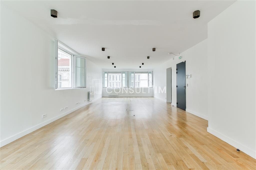 Bureau à louer - Paris 10 (75010) - 90 m² - 5 375 €/mois