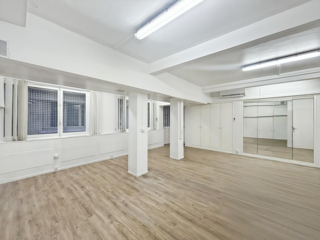 Bureau à louer - Paris 01 (75001) - 75 m² - 2 700 €/mois