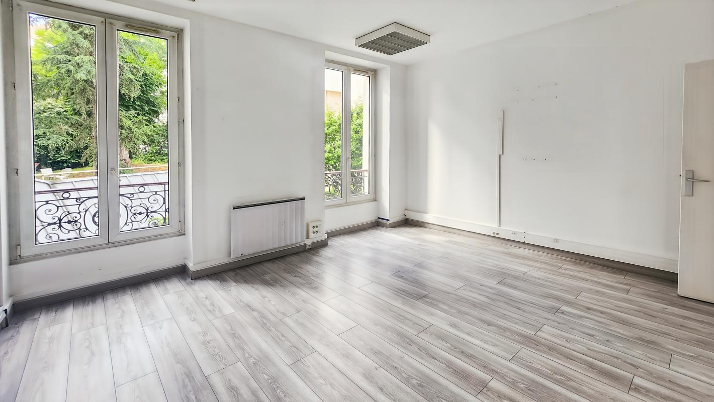 Bureau à louer - Paris 09 (75009) - 148 m² - 4 083 €/mois