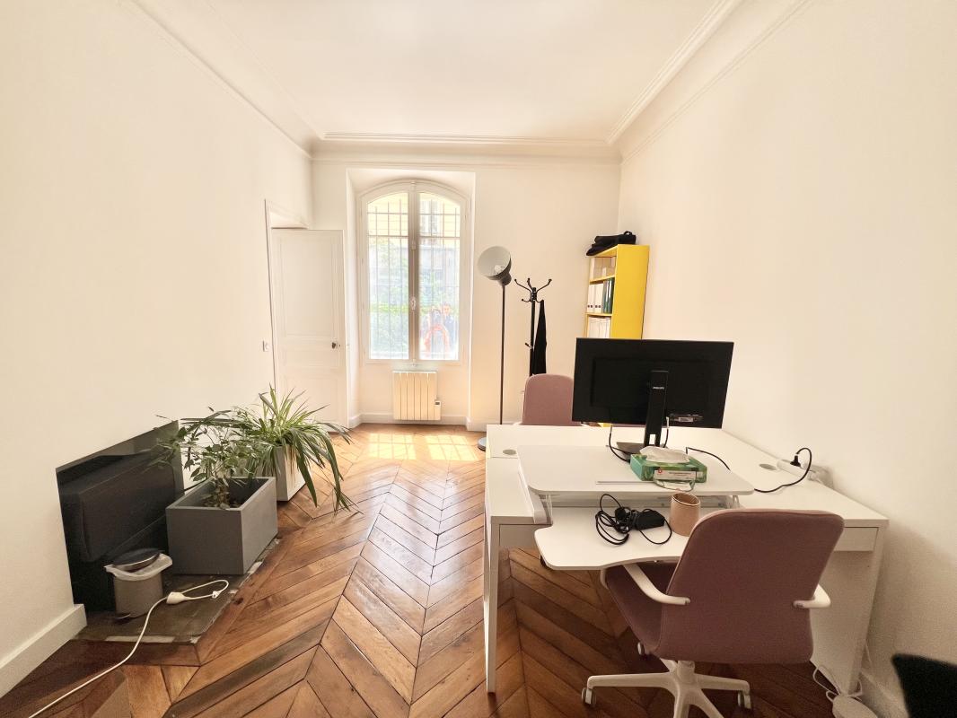 Bureau à louer - Paris 08 (75008) - 36 m² - 2 900 €/mois