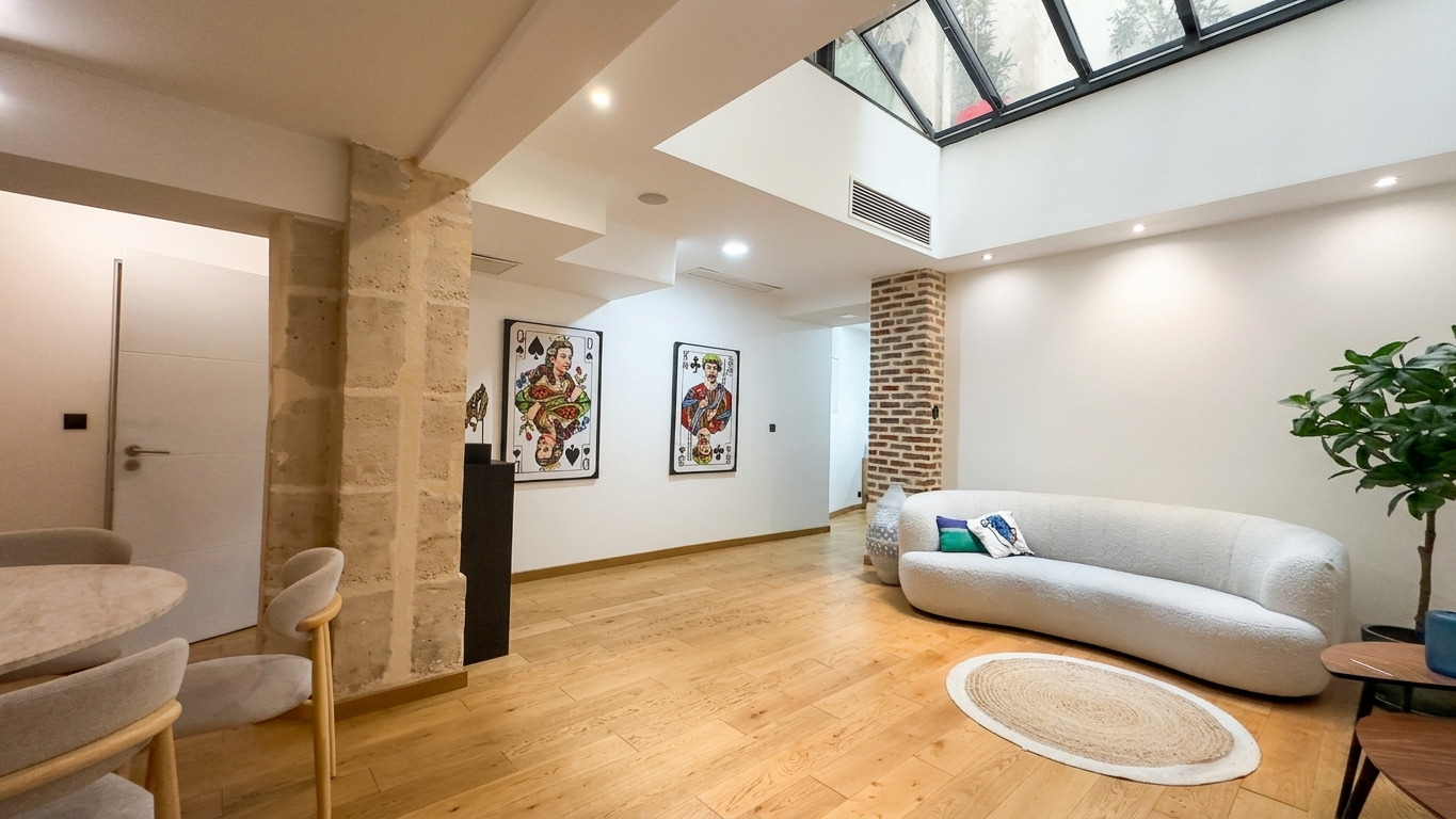 Locaux commerciaux atypiques Haut-Marais 115 m²