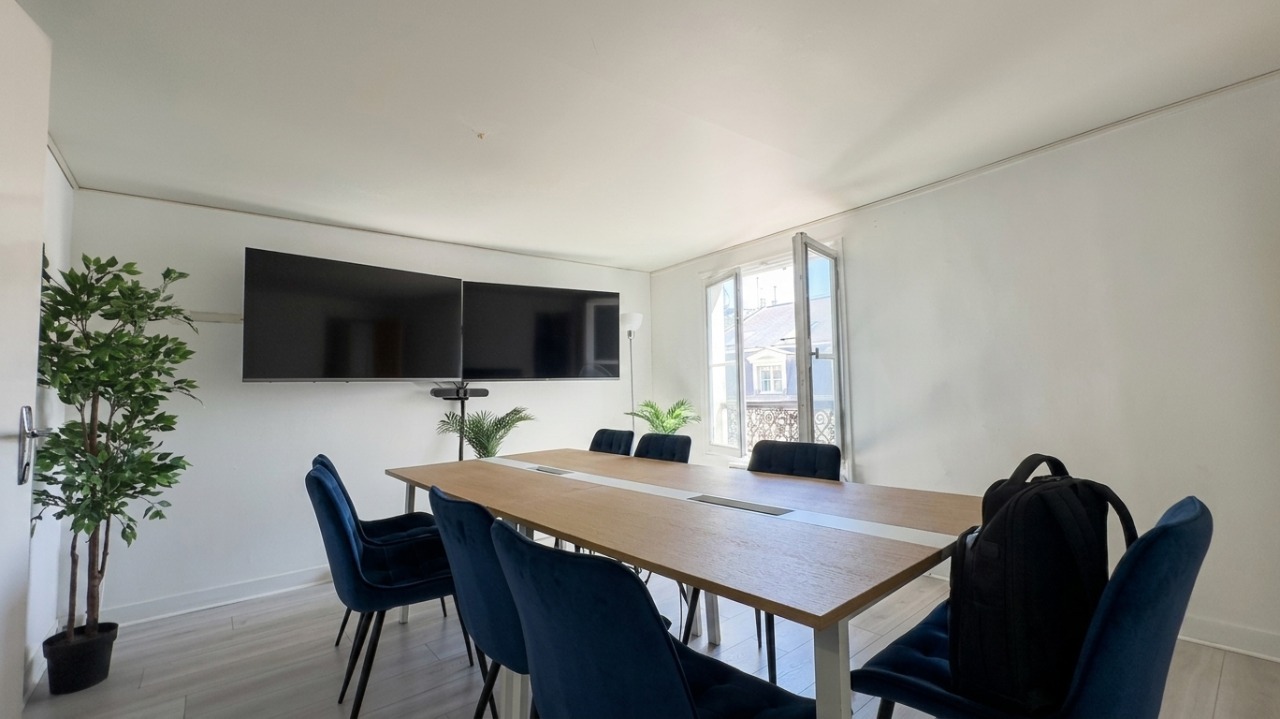 À deux pas de la Bourse, bureaux lumineux