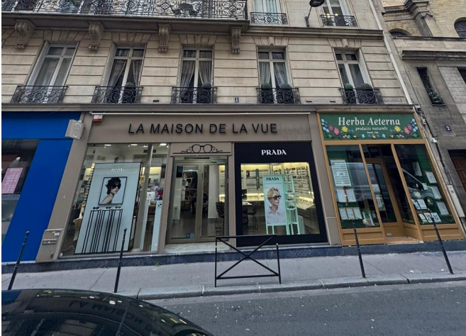 M° Victor Hugo, deux boutiques à vendre
