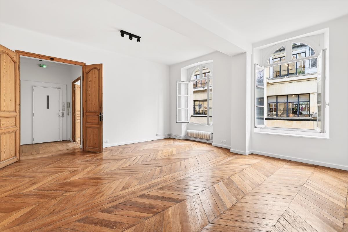 Métro Bourse, à louer une surface de bureaux de 90 m²