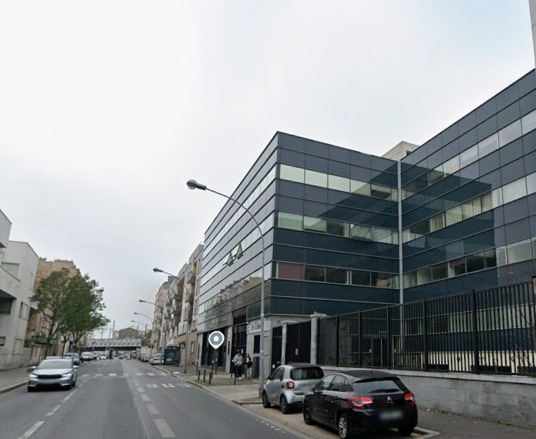 Location Bureaux 1 630 m² Saint-Denis