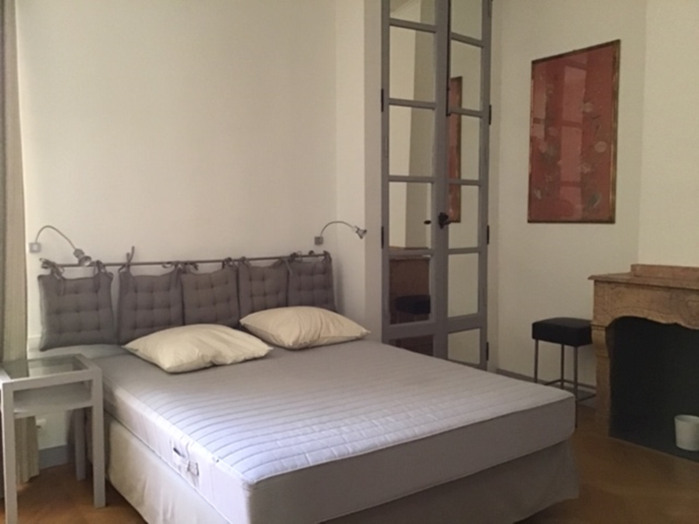 CENTRE VILLE AIX EN PROVENCE - APPARTEMENT et GARAGE A VENDRE - Photo 3