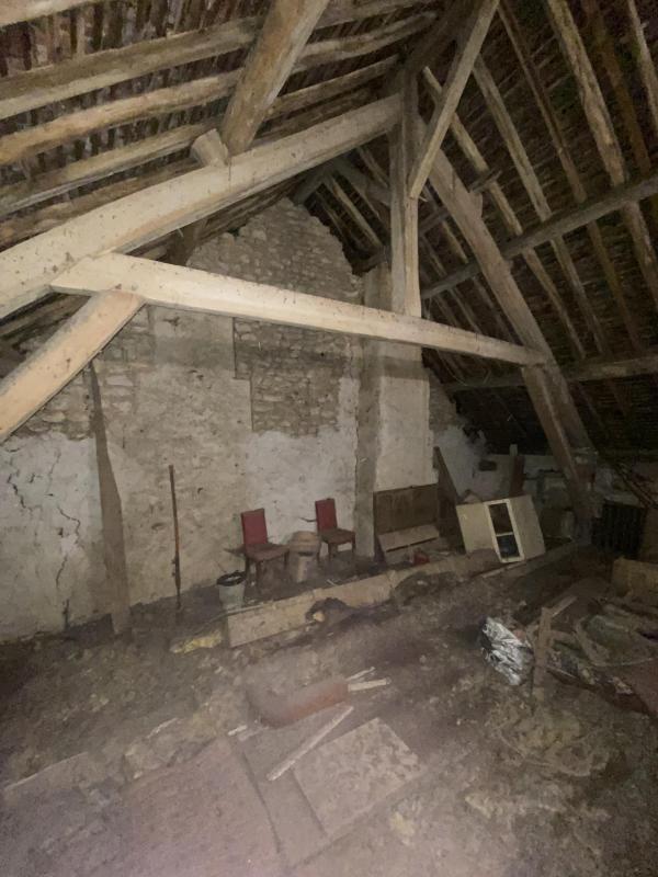 Des travaux mais beaucoup de charme pour cette maison ancienne de village - Photo 4