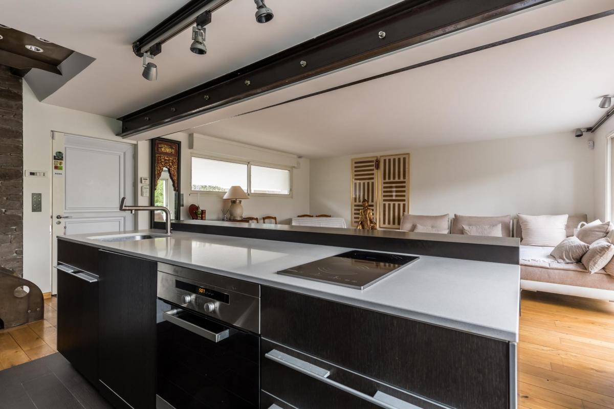 NEUILLY-SUR-SEINE / ILE DE LA JATTE - EXCEPTIONNELLE MAISON 200 M2 HABITABLE / JARDIN ET TERRASSE - Photo 5