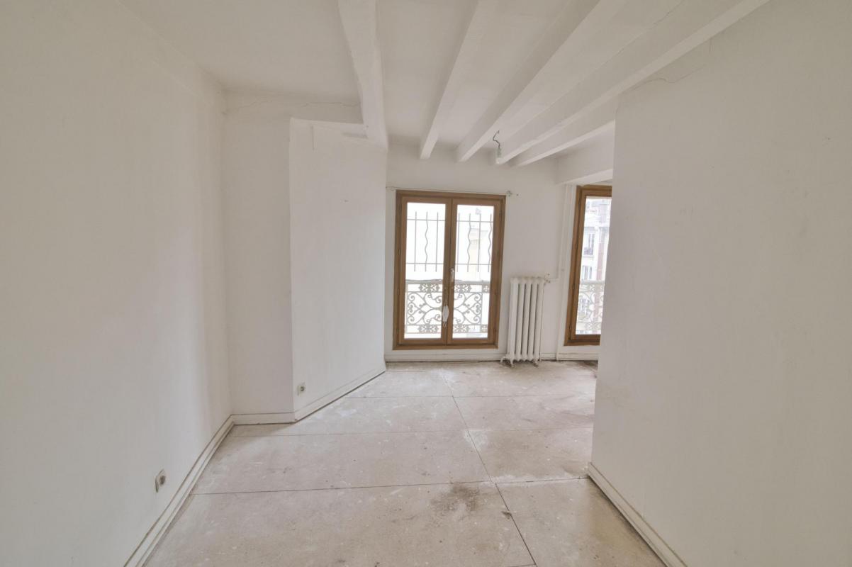 Bel appartement lumineux et plein de charme -  rue blanche PARIS 9ème - Photo 4