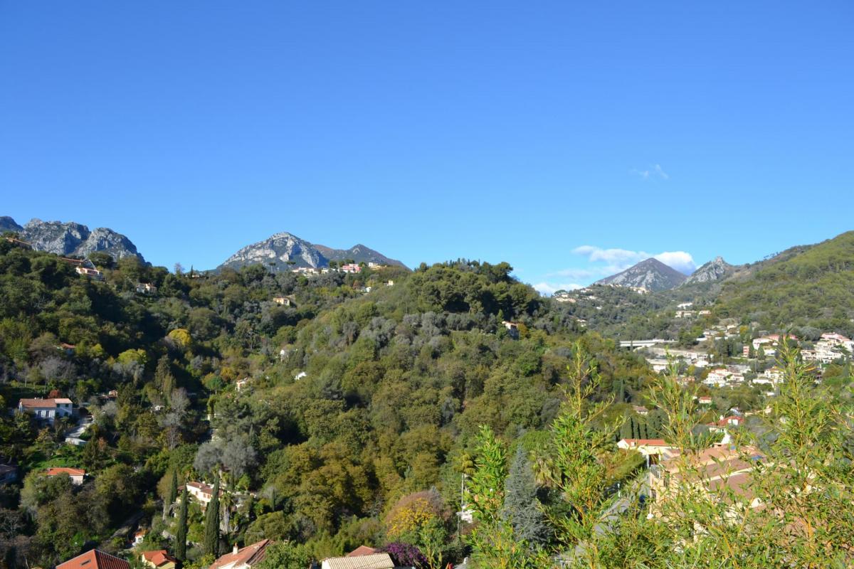 Maison et Annexe à vendre MENTON (Alpes-Maritimes) Route de Castellar 115m2 Terrain 2.500m2 - Photo 3