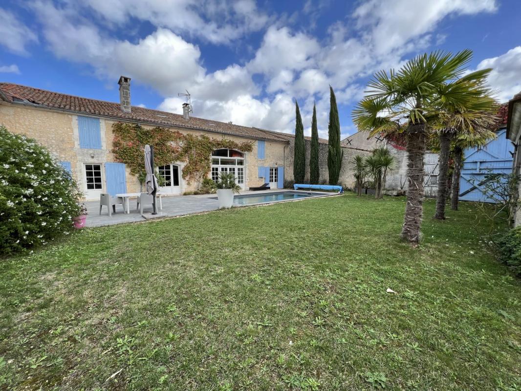 Maison à vendre, 350 m², Fleac