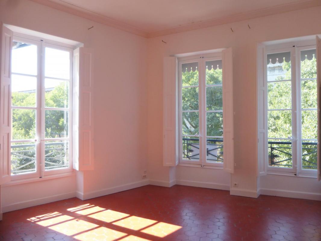 TRES BEL APPARTEMENT - Photo 2