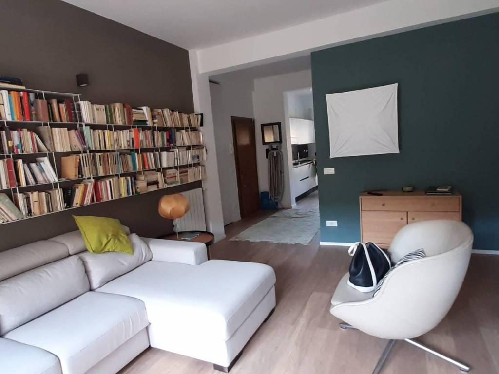 SUPERBE 5 PIECES ( Trois chambres)  ENTIEREMENT RENOVE CENTRE DE ROME (Trastevere - sur rue calme)  A VENDRE - Photo 2