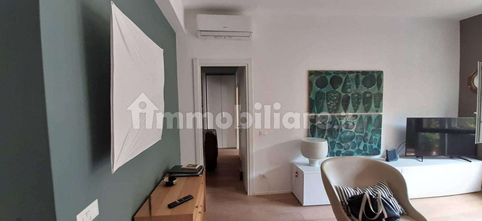 SUPERBE 5 PIECES ( Trois chambres)  ENTIEREMENT RENOVE CENTRE DE ROME (Trastevere - sur rue calme)  A VENDRE - Photo 3