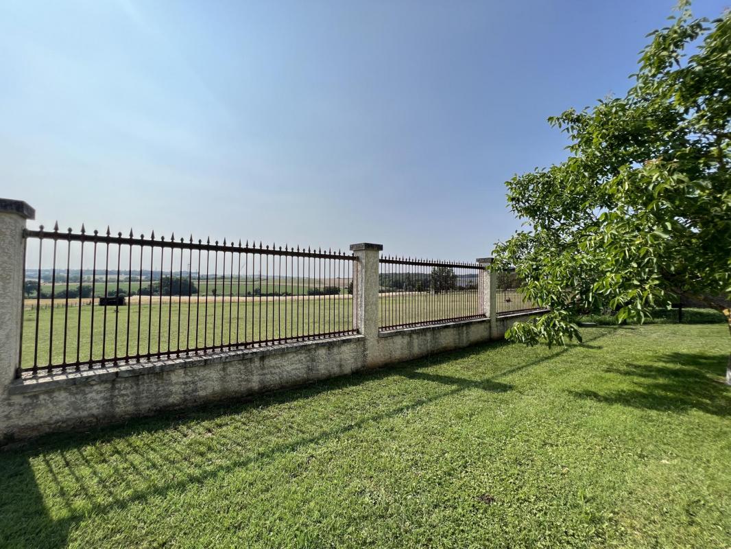 BELLE DEMEURE DE CARACTERE - FLEAC - Photo 2