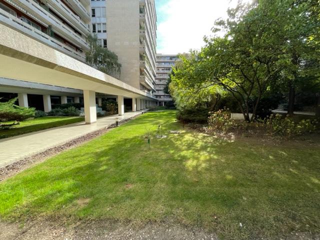 SUPERBE APPARTEMENT- RUE DE LA ROQUETTE 11e - 47,37 M2-CAVE ET PLACE DE STATIONNEMENT - Photo 5