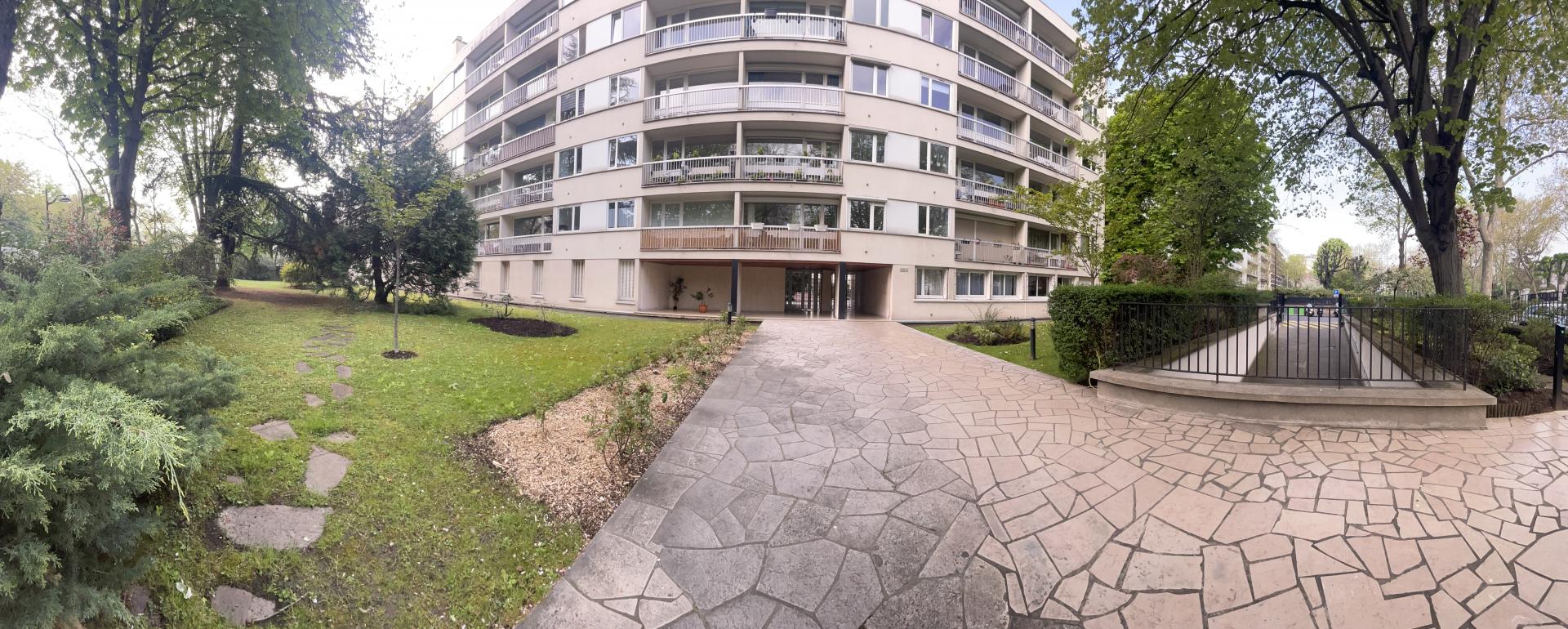Appartement à Vendre dans résidence calme  à Neuilly F4 - 70M2 - Photo 2