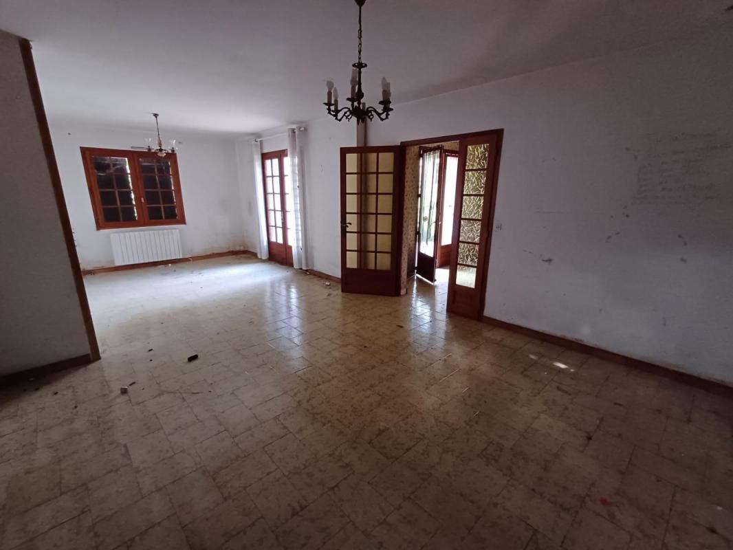 MAISON  ANCIENNE SUR TERRAIN DE 2 000 m² à PUILBOREAU (5 minutes de LA ROCHELLE) - Photo 3