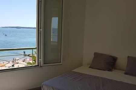 Appartement 80 m² 4 pièces 1 ère ligne - Photo 2