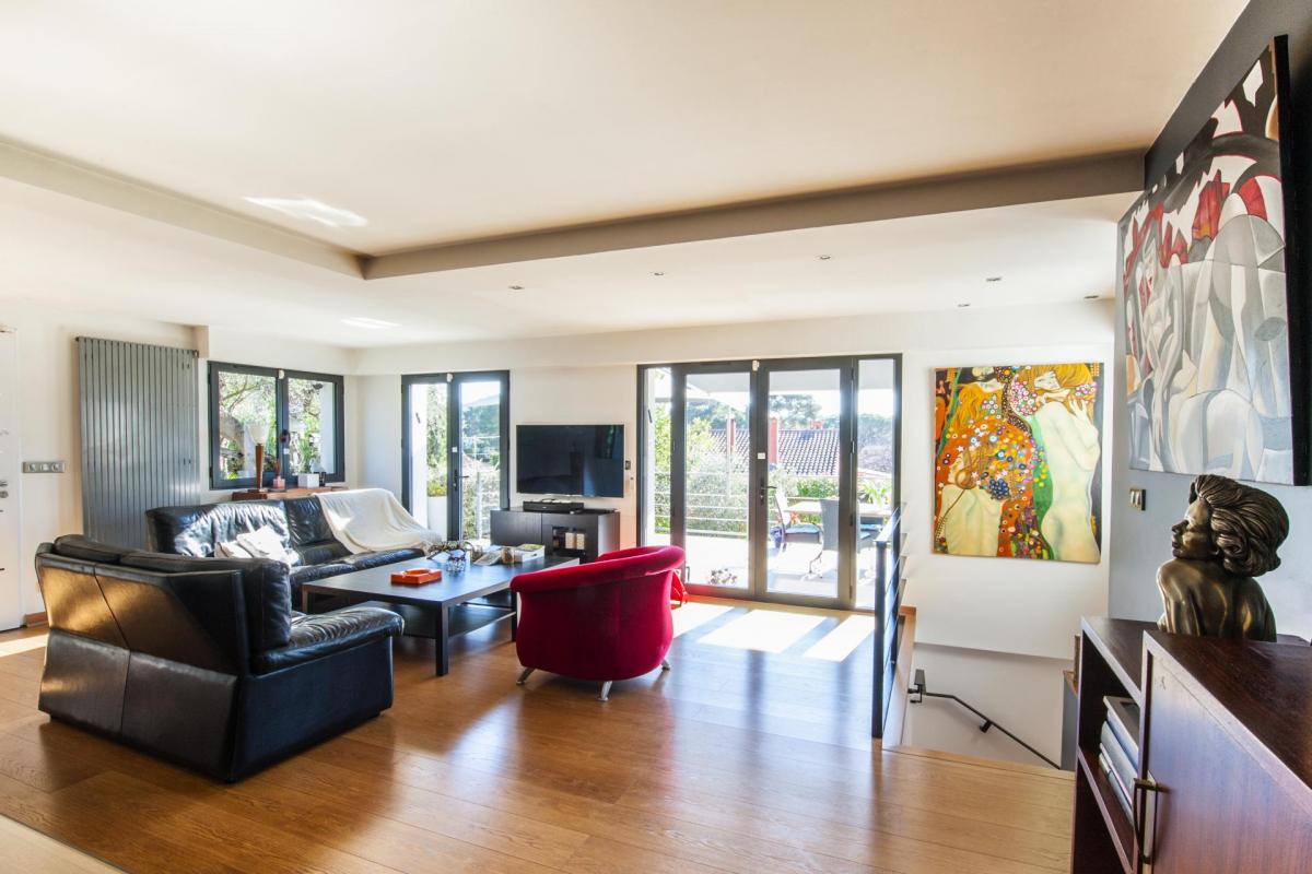 A VENDRE  SUPERBE MAISON PISCINE JARDIN MOUGINS 06 - Photo 5