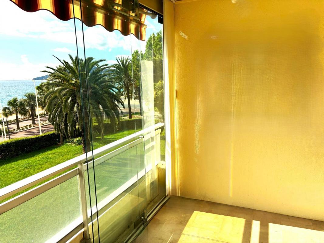 APPARTEMENT PIEDS DANS L'EAU - Photo 3