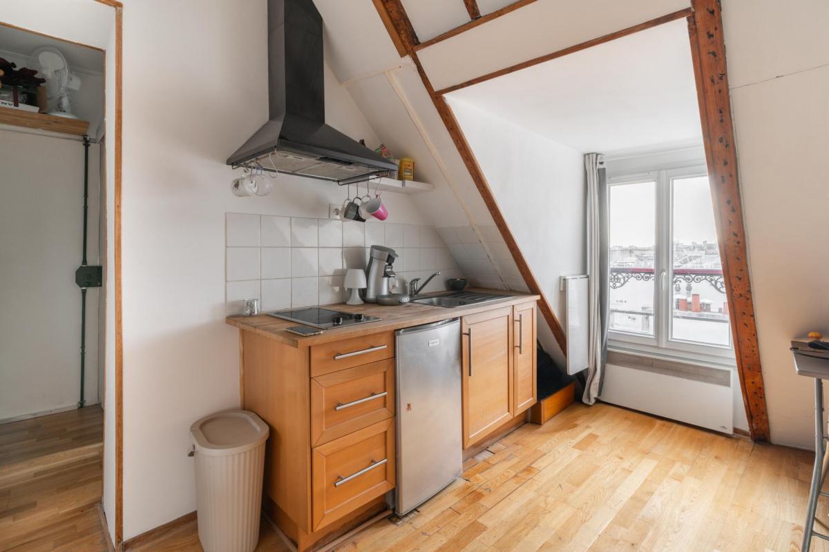 Studio tout équipé en dernier étage - Photo 2