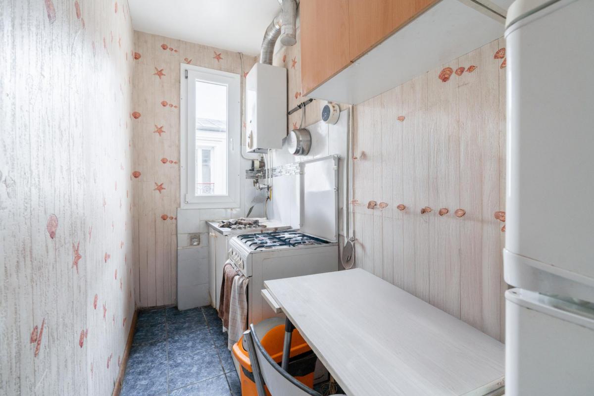 Appartement deux pièces - Butte Montmartre - Jardin du Sacré Coeur - Photo 2