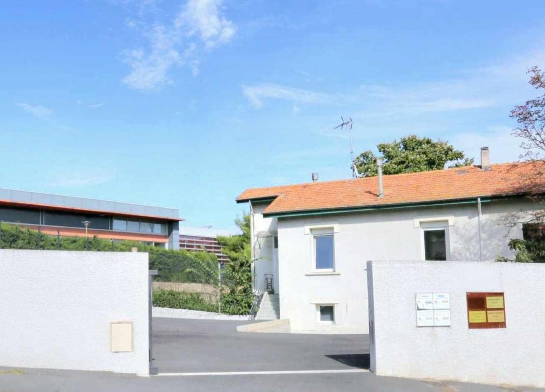 Appartement à louer, 2 pièces, 38 m², Beziers