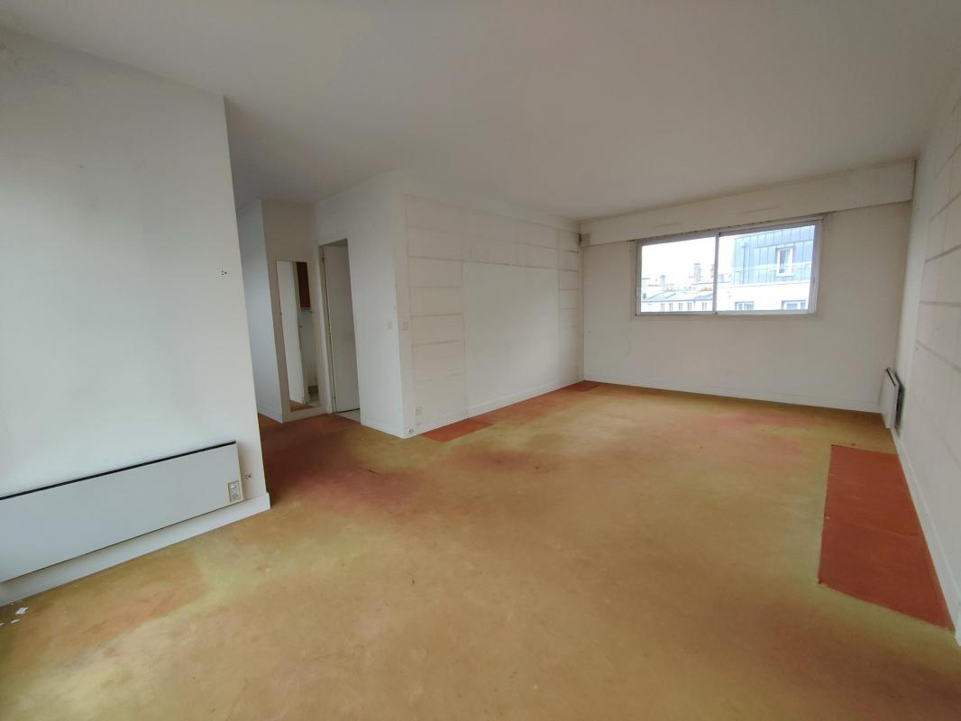 Dernier étage - ascenseur - terrasse 32m2 - Photo 3