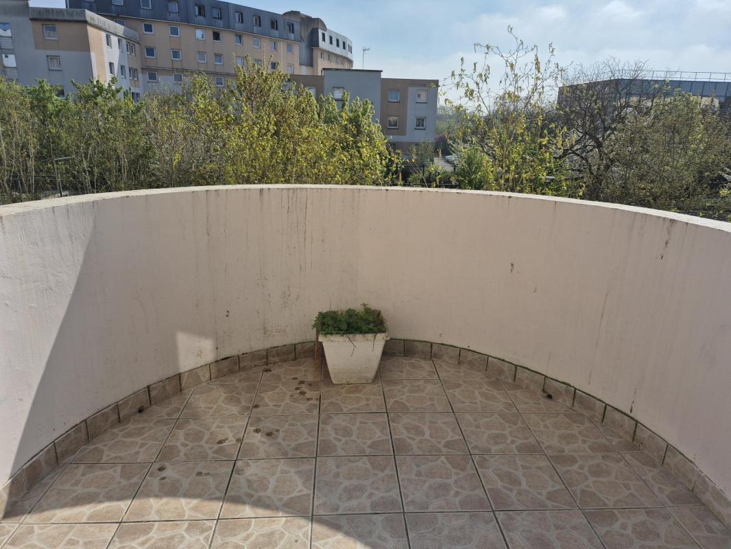 APPARTEMENT A NOISY LE GRAND 4 PIECES FACE A PARC ARBORE - Photo 3