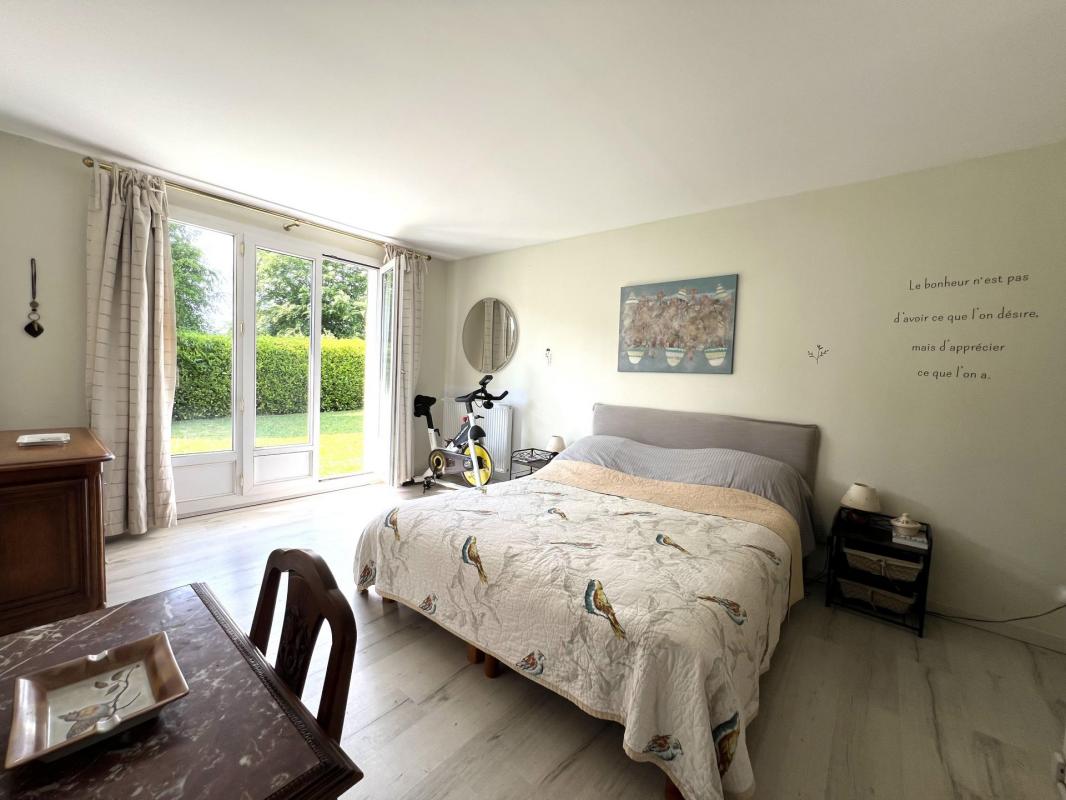 FRANQUEVILLE-SAINT-PIERRE (76520) Maison familiale, 5 chambres, 162 m², terrain de 1281 m² - Photo 4