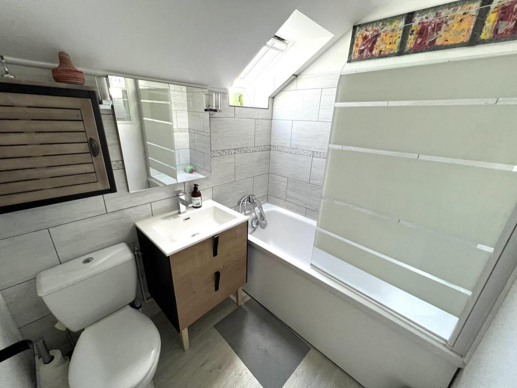 FRANQUEVILLE-SAINT-PIERRE (76520) Maison familiale, 5 chambres, 162 m², terrain de 1281 m² - Photo 5
