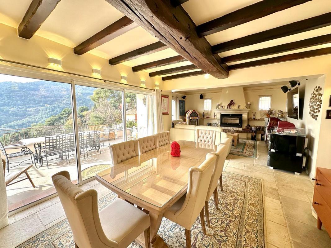 EXCLUSIVITE - Splendide villa vue mer, dans un écrin de verdure, tout proche de Menton - Photo 3