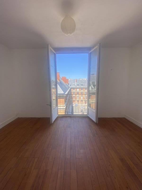 APPARTEMENT T3 AU COEUR DU QUARTIER SAINT-FRANCOIS AU HAVRE - Photo 4