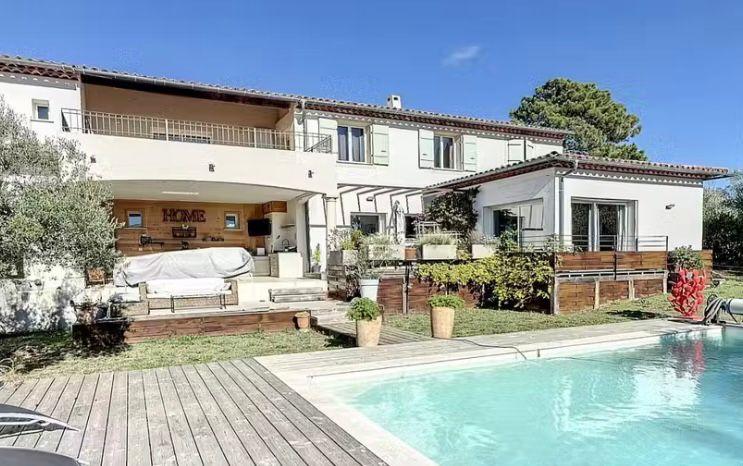 Maison à vendre, 13 pièces, 320 m², La Garde Freinet
