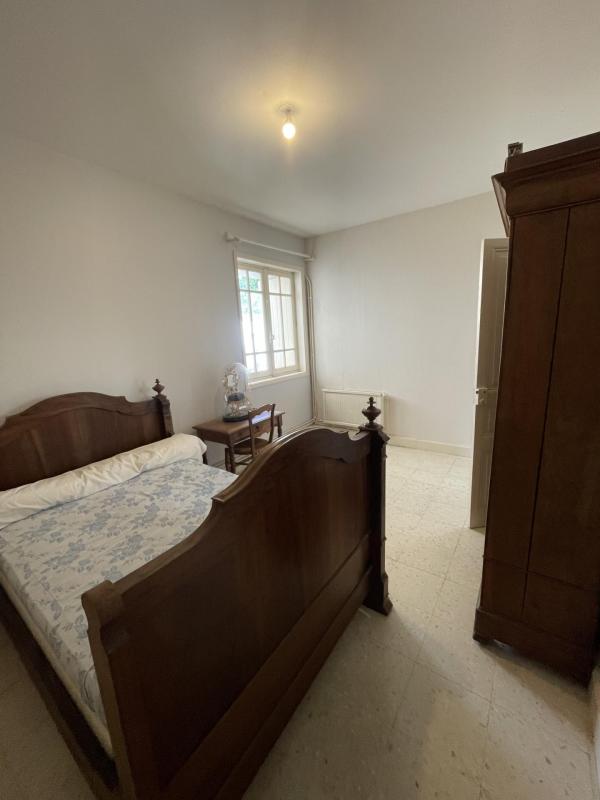 Maison avec grand jardin et dépendances à ROCHEFORT - possibilité de construire un local professionnel (artisanal, médical, commercial) - Photo 5