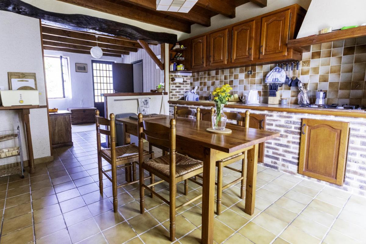 BURIE (17) : Maison d’habitation de 165 m² avec grand jardin au cœur du bourg - Photo 3