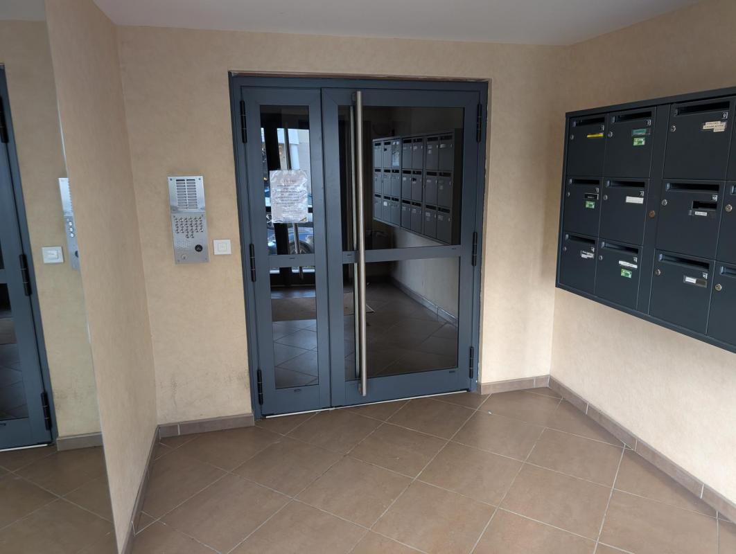 Appartement T3 EPERNAY - Photo 2