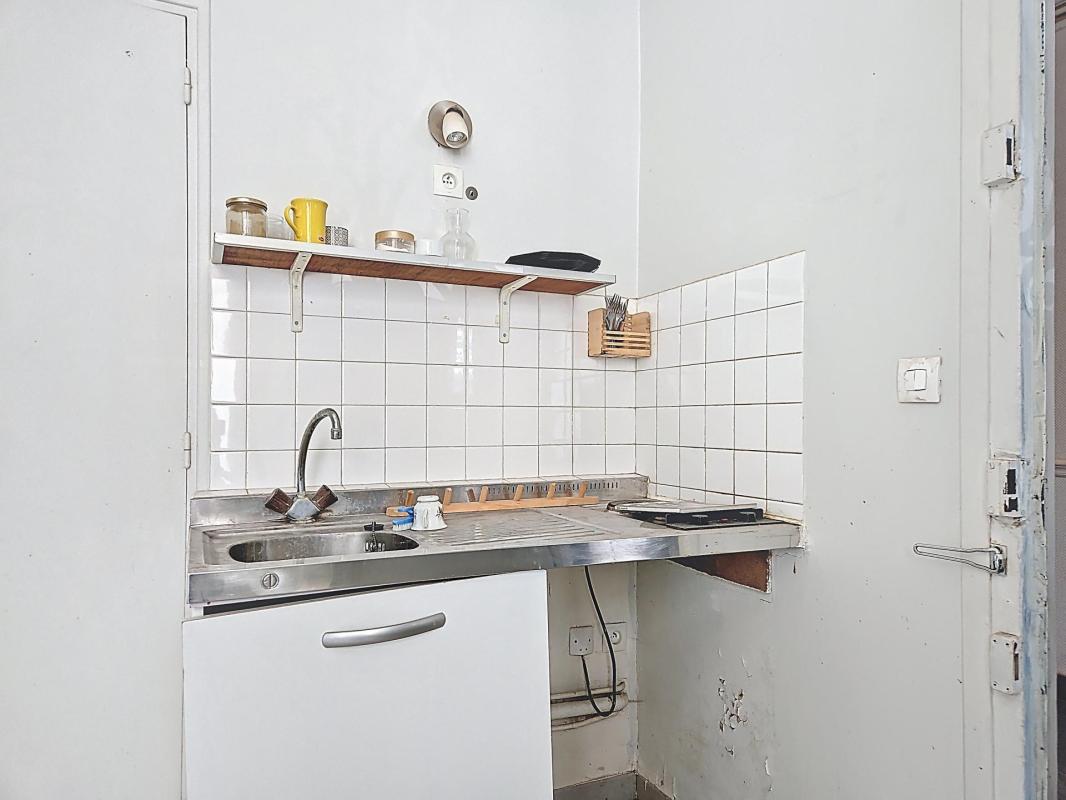 2 pièces 34 m² À RÉNOVER - Rez-de-chaussée - Paris 11e - Photo 3