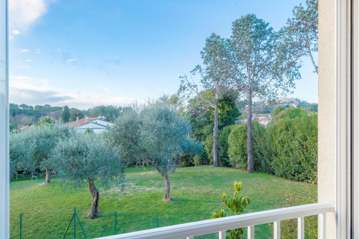 Appartement à vendre, 3 pièces, 89 m², Mougins
