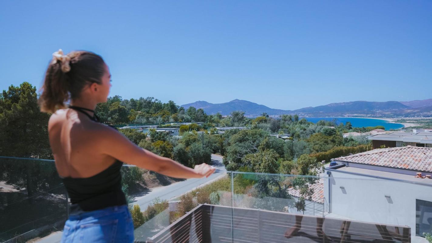 PORTICCIO Résidence d’exception avec piscine – T3 vue mer & jardins privatifs - Photo 3