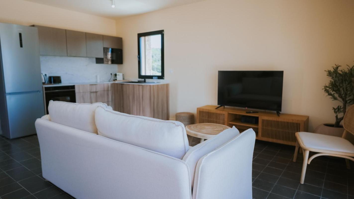 PORTICCIO Résidence d’exception avec piscine – T3 vue mer & jardins privatifs - Photo 5
