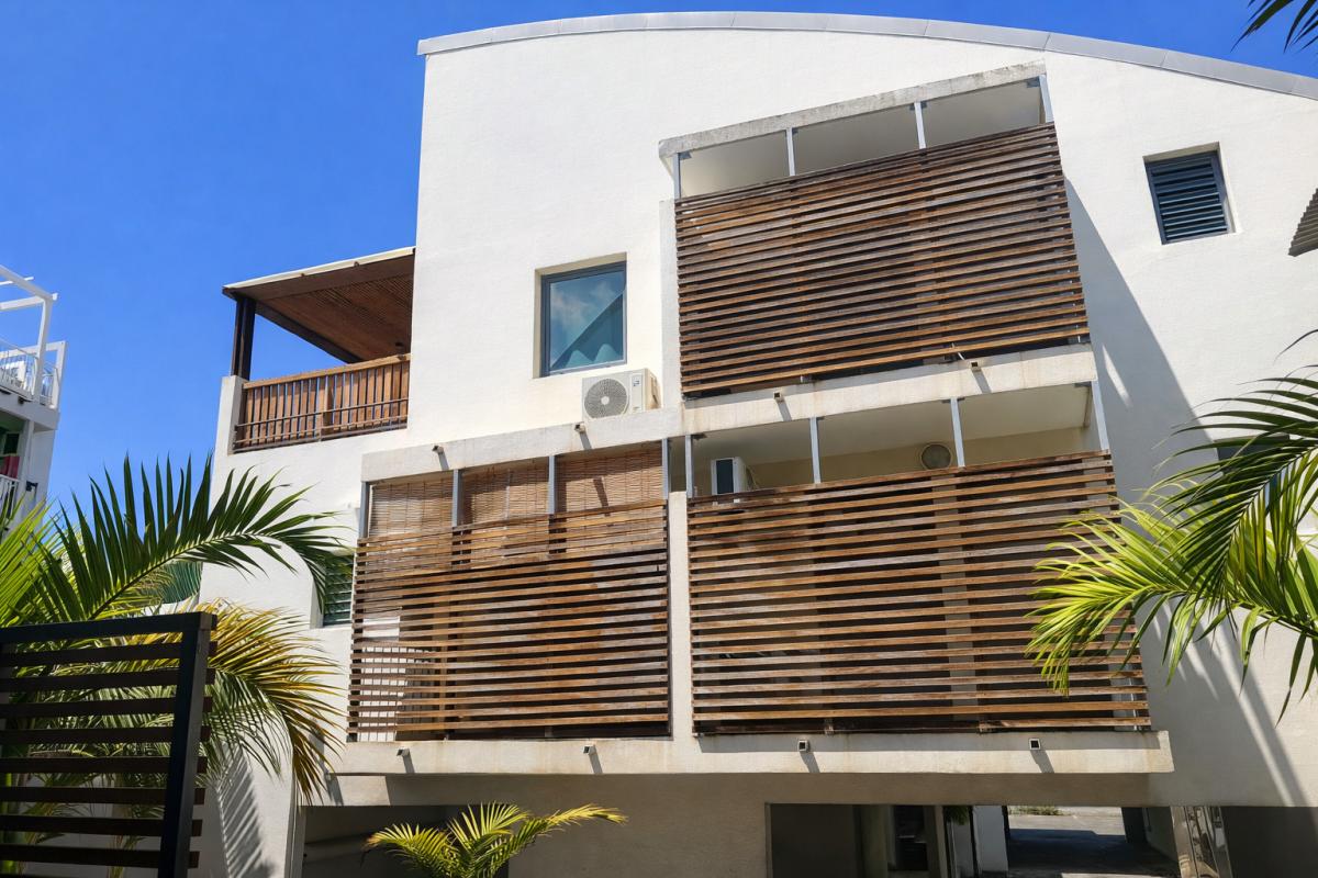 Appartement T2 avec balcon et parking couvert – 52,39 m² – Saint-Pierre - Photo 2